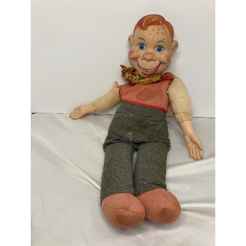 Vintage EEGEE Howdy Doody Ventriloquist Doll NBC Freckle Face Collectible